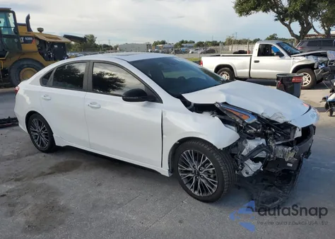 2022 Kia Forte Gt Line z USA, uszkodzony, nr VIN 3KPF54AD4NE497962